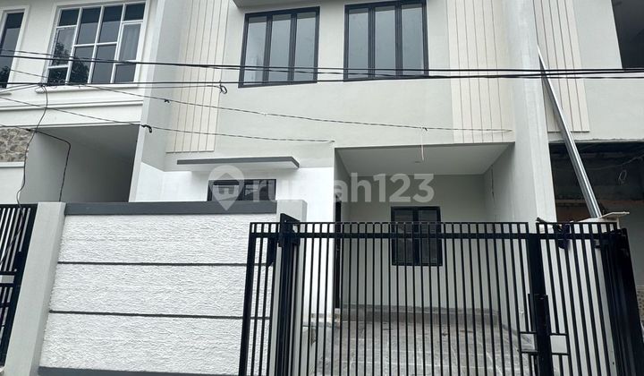 Dijual Rumah Griya Permata, Cipondoh Tangerang