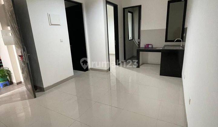 Disewa Green Royal Condo House 2 BR, Jakarta Barat 1