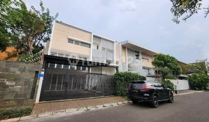 Dijual Rumah Mewah Citra 6 Orange Heliconia