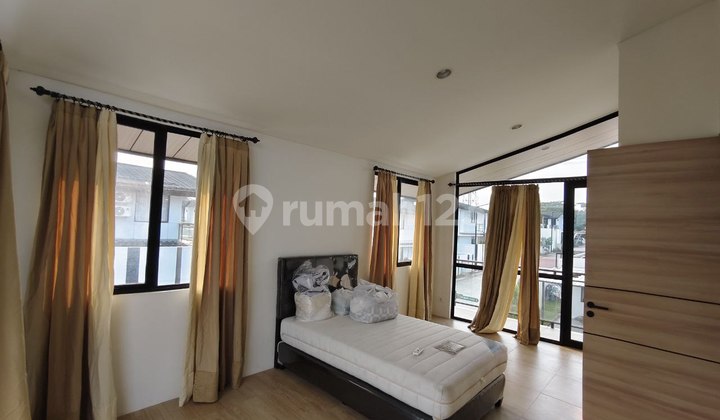 Ready-to-Occupy House in Cendana Cove Lippo Karawaci 2