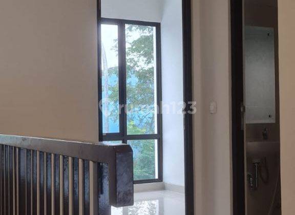 Rumah 2 Lantai di BSD City, Tangerang 2