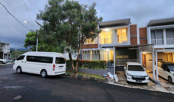 Rumah di Citra Green Dago Bandung, Asri Terawat Siap Huni  2