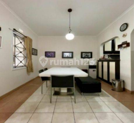 Rumah di Parahyangan Gegerkalong Bandung, Bagus Full Furnished 1