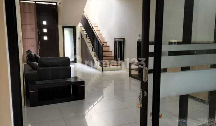Disewakan Town House Golf Barat Kavling 8 Arcamanik Bandung Disewakan Town House Golf Barat Kavling 8 Arcamanik Bandung