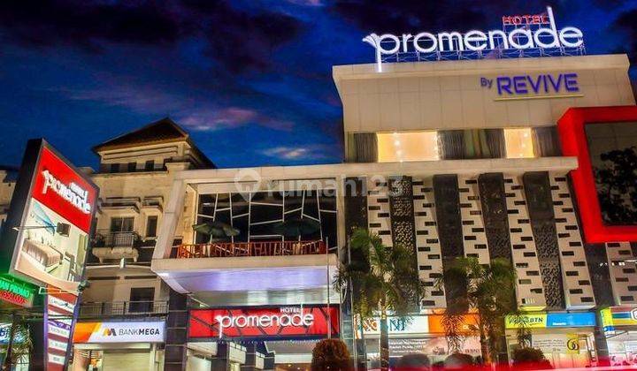 Hotel Promonade Bintang Tiga 4,5 Lantai + 3 Unit Ruko di Jl. Cihampelas 1