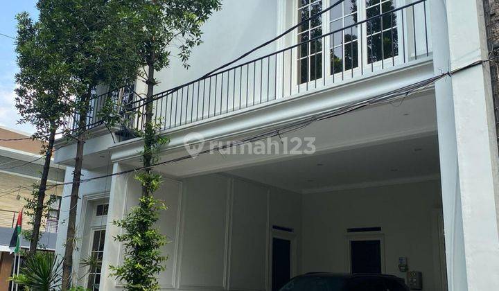 Rumah Mewah Hook Full Furnished di Cluster Cisaranten Arcamanik 2