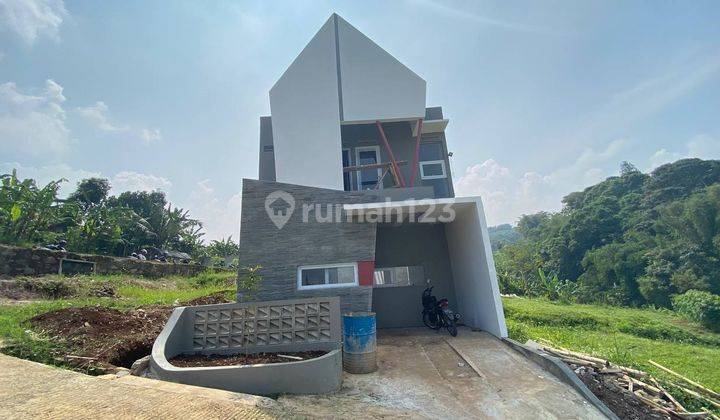 Rumah Murah Cantik 2 Lantai di Komplek Jatihandap 1