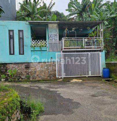 Rumah Luas Tipe 100 di Komplek Jatihandap 2