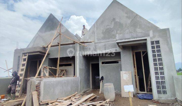 Rumah Minimalis Modern di Cluster Rancaekek, Bandung 1