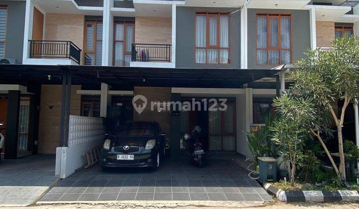 Rumah 2,5 Lantai Semi Furnished di Komplek Buah Batu, Bandung 1