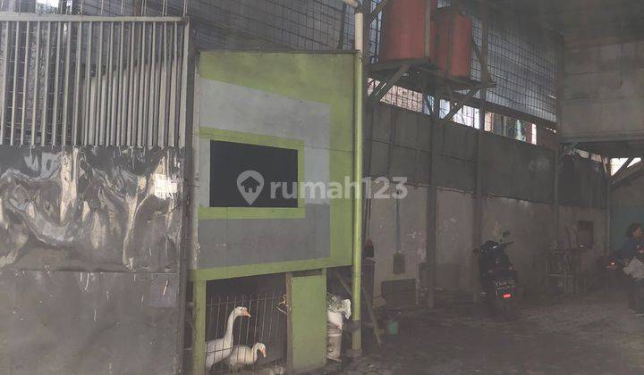 Dijual : Gudang mainroad di Jalan Jend Sudirman Bandung 1