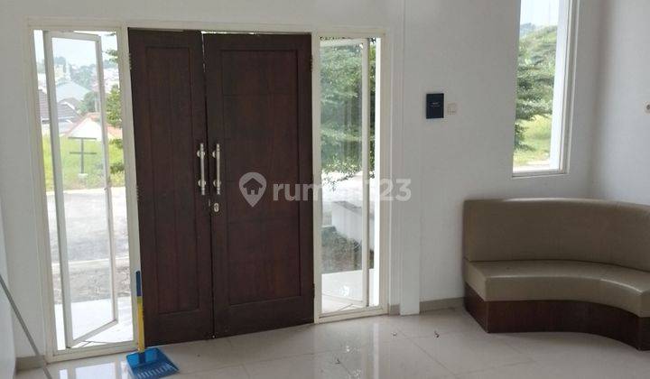 Rumah 2 lantai deket kampus UIN ngaliyan, sisa tanah masih luas 2