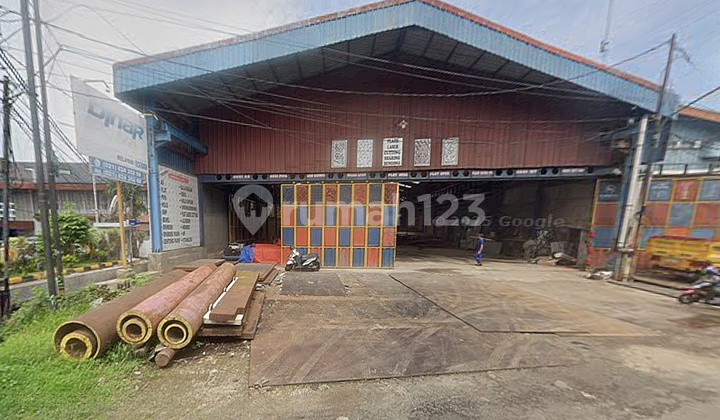 Bekasi - Very Strategic Warehouse - 983.0 M² SHM. On Teungku Umar Street. Sepanjang Jaya, Rawalumbu, Bekasi City. Unfurnished. Bekasi - Very Strategic Warehouse - 983.0 M² SHM. On Teungku Umar Street. Sepanjang Jaya, Rawalumbu, Bekasi City. Unfurnished.