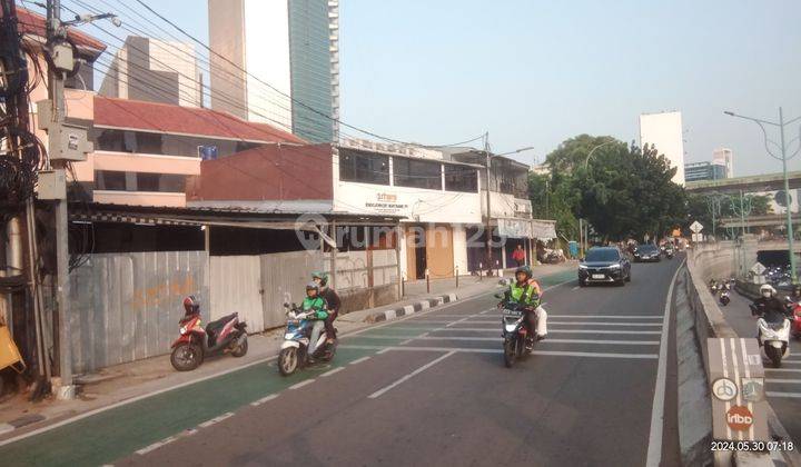 Tanah di Jl.mampang prapatan 200 SHM m² 2