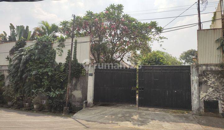 Dijual ( nego pemilik ) Rumah di Jl.Jeruk purut atas 2 Lantai SHM Bagus Barat Laut 1