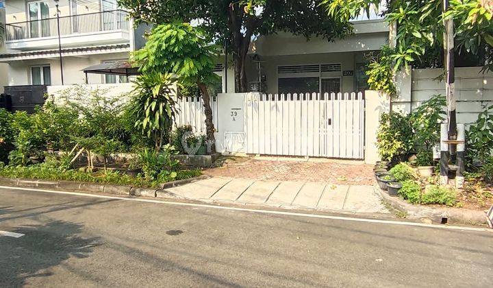 Menteng. Rumah Di Jl.purwakarta  Menteng.jakarta Pusat Shm Bagus Barat 1