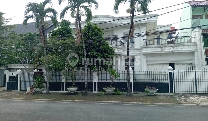 Pondok Indah - Luxurious and Beautiful House. Highly Strategic. SHM Land Area 472 M2. On Kartika Utama Raya Street. Pondok Indah. South Jakarta. Pondok Indah - Luxurious and Beautiful House. Highly Strategic. SHM Land Area 472 M2. On Kartika Utama Raya Street. Pondok Indah. South Jakarta.