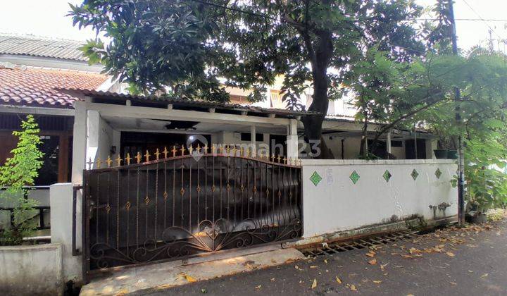 Rumah Di KAV DKI 2 Lantai SHM Bagus Utara 1