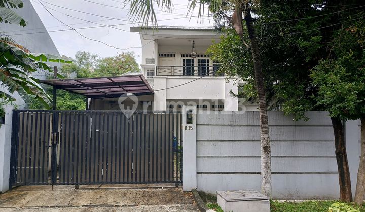 Meruya Selatan - Residential House in the Bri Meruya Selatan Complex. SHM Land Area 300 M2. On H Merin Street. Kembangan. West Jakarta.