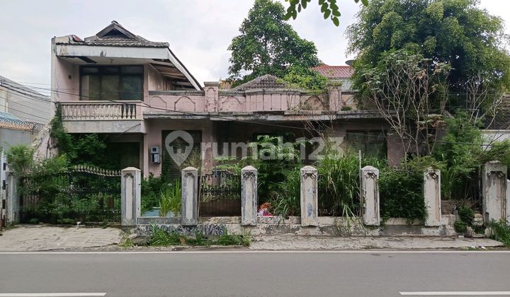 Tebet Timur Dalam - Land Calculation House. Very Low Price. HGB. Land Area 265 M2. Tebet Timur Dalam Street 3. South Jakarta. Tebet Timur Dalam - Land Calculation House. Very Low Price. HGB. Land Area 265 M2. Tebet Timur Dalam Street 3. South Jakarta.