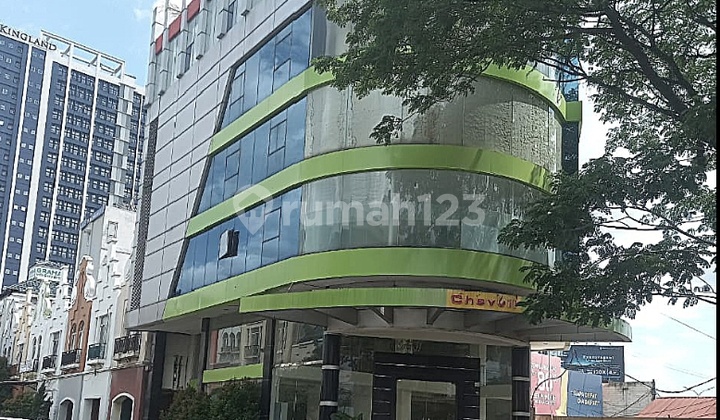 Serpong - Office Building. Negotiable Price. On Jalan Sutera Niaga. Pakulonan. North Serpong. South Tangerang City. Serpong - Office Building. Negotiable Price. On Jalan Sutera Niaga. Pakulonan. North Serpong. South Tangerang City.