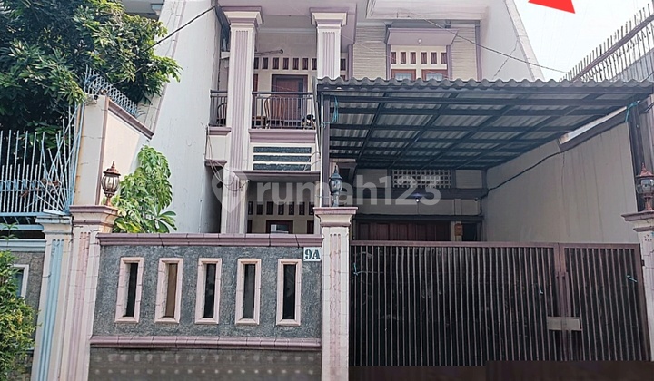 Matraman - Rumah Bagus Harga Murah. SHM Lt 203 M2. Dijl Skip. Utan Kayu Selatan. Jakarta Timur 1