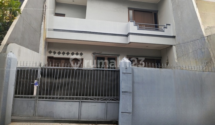 Tomang Grogol - Rumah Bagus SHM Lt 129 M2. Dijln.mandala Selatan 6. Tomang. Grogol Petamburan. Jakarta Barat