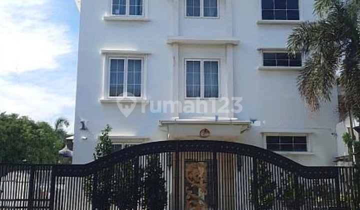 Pantai Indah Kapuk - Rumah Bagus Harga Murah. SHM. Lt 449 M2. Dijalan Camar Indah 1. Kapuk Muara. Penjaringan. Jakarta Utara