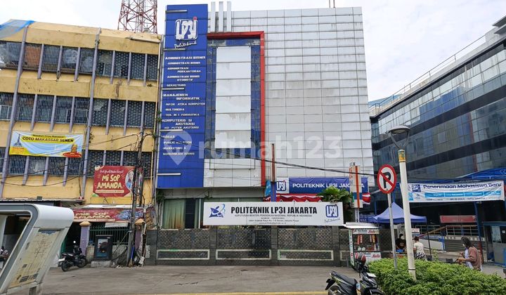 Kramat Raya - Senen - Gedung Kantor / Rukan. - HGB 256.0 M² Unfurnished.kramat Senen.jakarta Pusat