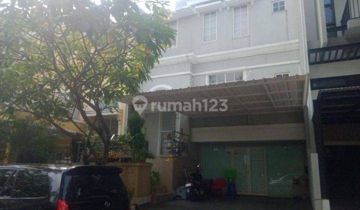 Pik Akasia Golf Rumah 3 Lantai Shm Bagus Barat 1