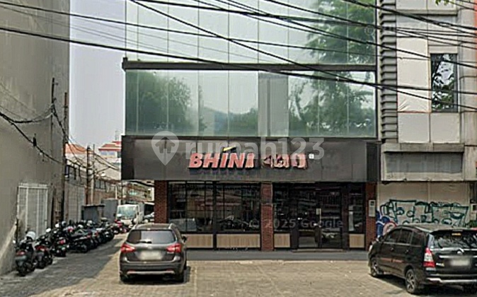 Gunung Sahari Raya - Commercial Shop House / Office Building. Commercial. HGB 183.0 m² Unfurnished. Central Jakarta.