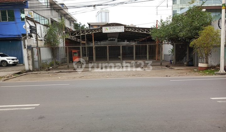 Bintaro - Tanah Dan Bangunan / Ruang Usaha. Harga Sangat Murah. Shm 708.0 M². Di Jl Deplu Raya.bintaro. Jakarta Selatan Bintaro - Tanah Dan Bangunan / Ruang Usaha. Harga Sangat Murah. Shm 708.0 M². Di Jl Deplu Raya.bintaro. Jakarta Selatan