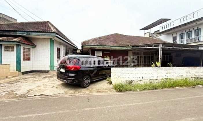 Kalideres - Rumah Tua Hitung Tanah. Harga Sangat Murah. SHM. Lt 1346 M2. Dijl Amd X . Kalideres. Jakarta Barat