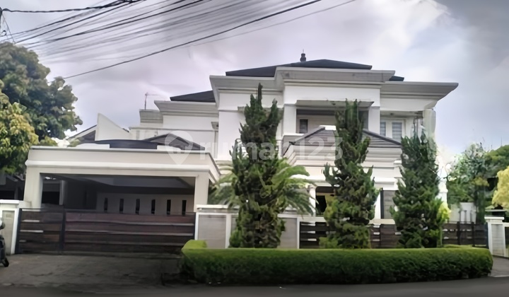 Rumah Dibintaro Melati.pesanggrahan. Jakarta ******** 475 M2. Bagus