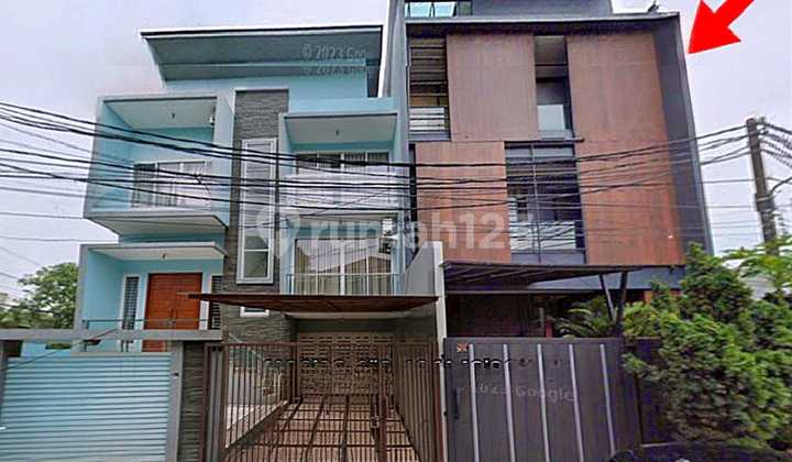 Citra Garden 2 - Beautiful and Nice House. SHM Land Area 117 M2. at Jl Kesetiaan 1 Citra Garden 2. Kalideres. West Jakarta.