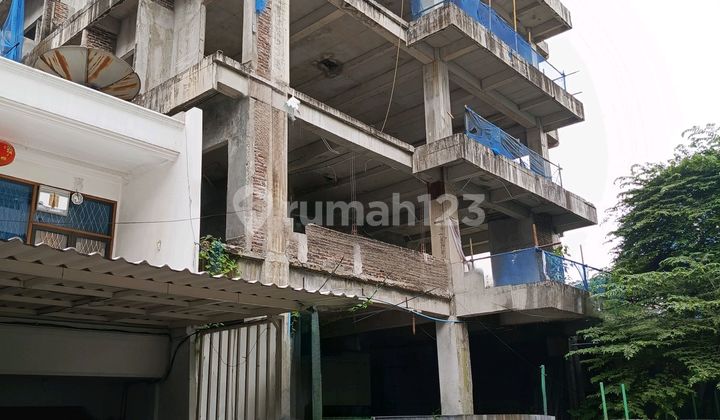 Pluit - Boarding House. SHM Land Area 486.0 m². Jalan Pluit Raya. Carina Sayang 1 Complex. Penjaringan. North Jakarta 2