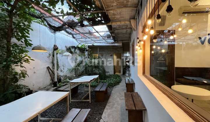Rumah  Jl. Thamrin Pusat Kota, Lt 400m2, SHM, Cocok untuk Cafe. 1