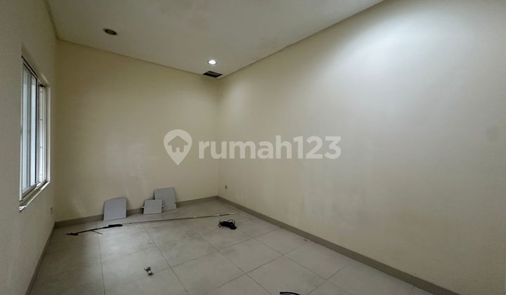Rumah Puri Mansion 10x15m2 2 Lantai Rapi Standard Developer Rare 2