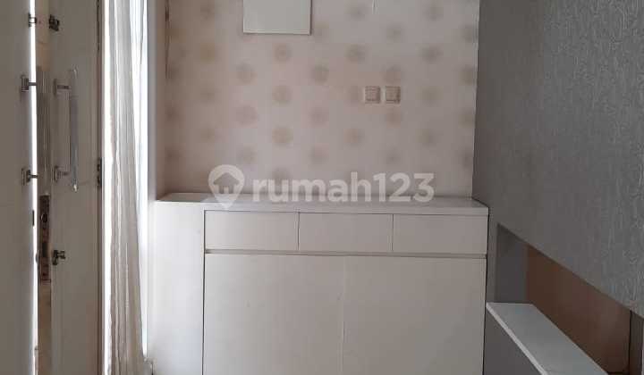Rumah Layar Permai 120m2 2,5 Lantai Semi Furnished Unit Terbatas