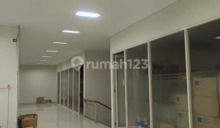 Warehouse and Office Arcadia Area 1116m2 SHGB 2 Floors Ready to Occupy