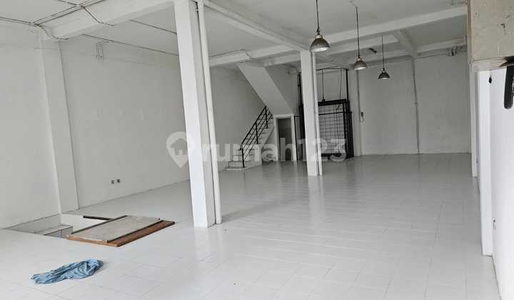 Ruko Petojo 8X21m2 4 Lantai Plus Basement Rahasia 50M2 Bagus