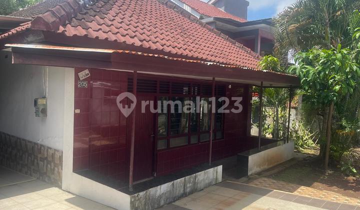 Tanah dan Bangunan Banyumanik Semarang 921M2 Selatan SHM Langka 2