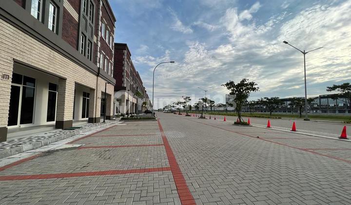 Boston Ruko Pik 2 4.5x15m² 3 Floors PPJB Good Location Best Deal Boston Ruko Pik 2 4.5x15m² 3 Floors PPJB Good Location Best Deal