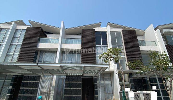 Rumah Pik Golf Island Full Furnished Mevvah 8x25m2 3 Lantai Bagus 2