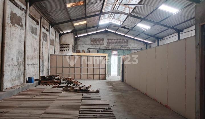 Kertajaya Warehouse Penjaringan Industrial Area 382m2 Ready to Use Kertajaya Warehouse Penjaringan Industrial Area 382m2 Ready to Use