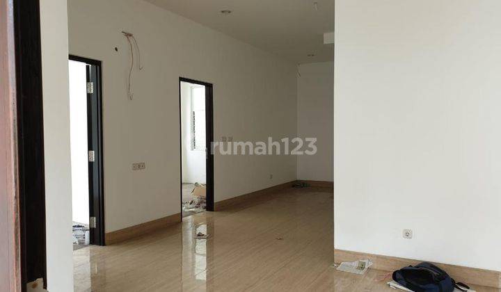 Rumah Pik Kayara 167m2 3,5 Lantai Modern Siap Huni Good Deal 1