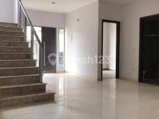 Rumah Pik Golf Island 8x15m2 Best Deal Price Unit Terbatas Bagus