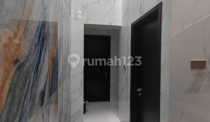 Di Jual Rumah Pik Violin Siap Huni Rapi dan Bagus, Golf Island, Jakarta Utara