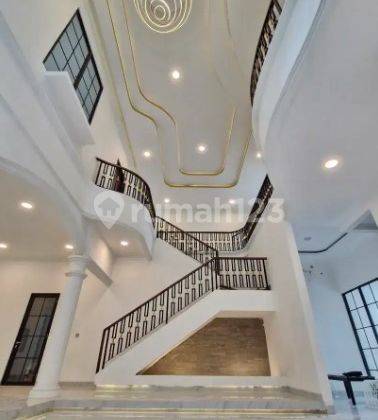 di Jual Rumah Lux 3 Lantai, Rawa Kepa, Tomang, Jakarta Barat 1