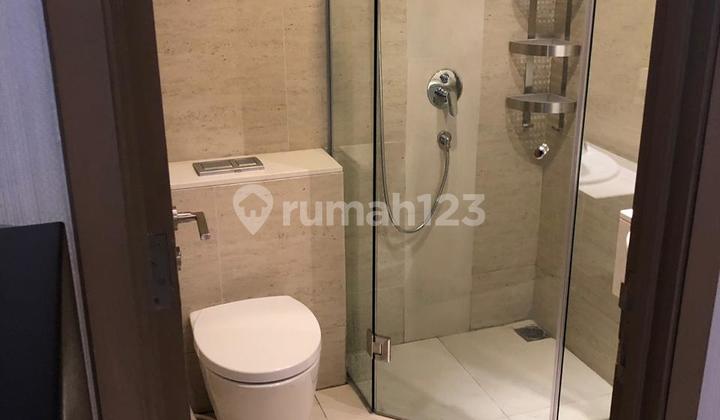 For Sale or Rent: Taman Anggrek Residence Tower Fragrant Apartment, West Jakarta 2